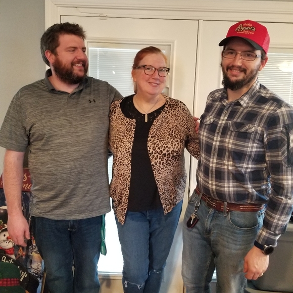 Meet your Posher, Kim - Picture 4 of 5